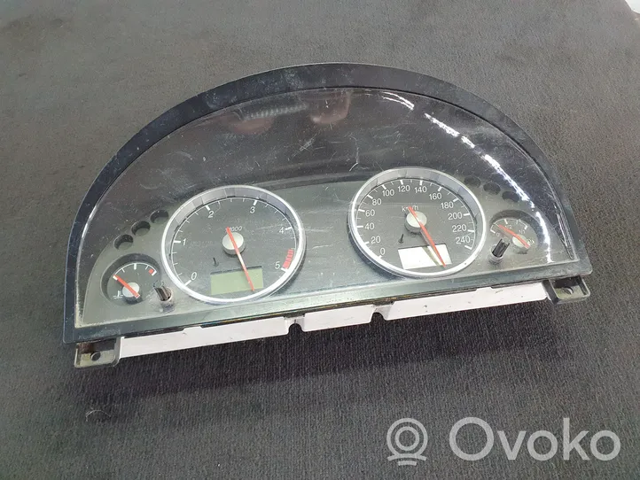 Ford Mondeo Mk III Tachimetro (quadro strumenti) 1S7F10841