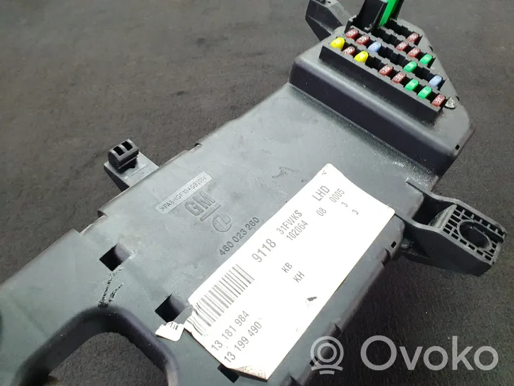 Opel Vectra C Fuse box set 460023260