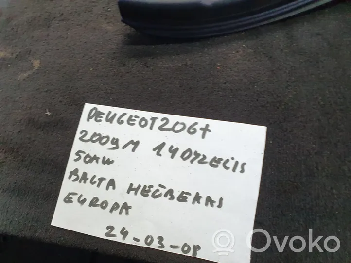 Peugeot 206+ Grilles/couvercle de haut-parleur latéral 9624639977