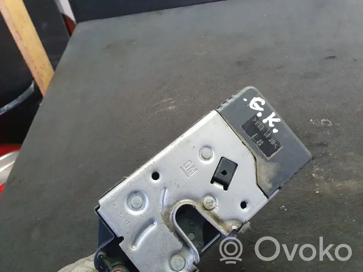 Opel Zafira A Rear door lock 24414134