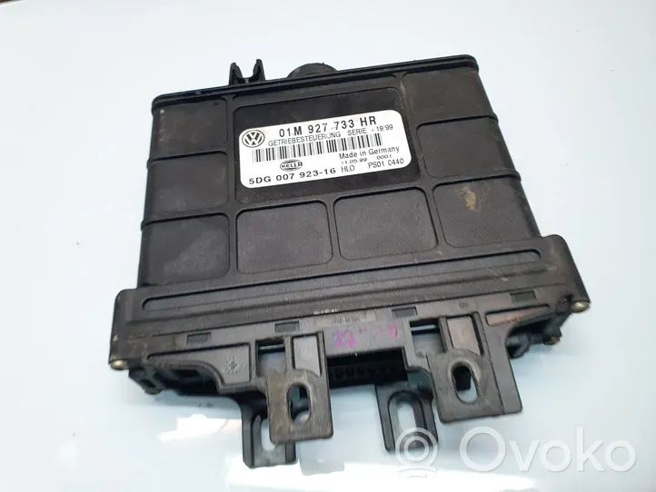 Volkswagen Golf III Module de contrôle de boîte de vitesses ECU 01M927733HR