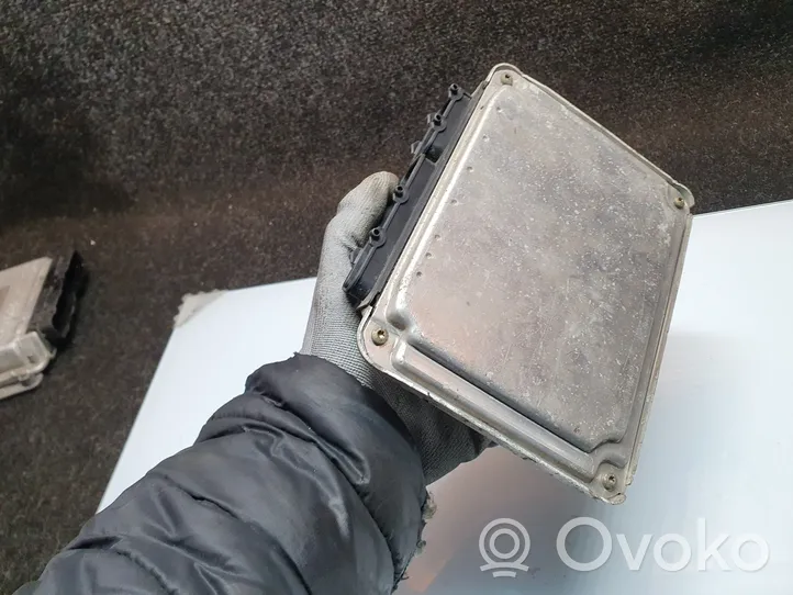 Volkswagen Lupo Sterownik / Moduł ECU 030906032E