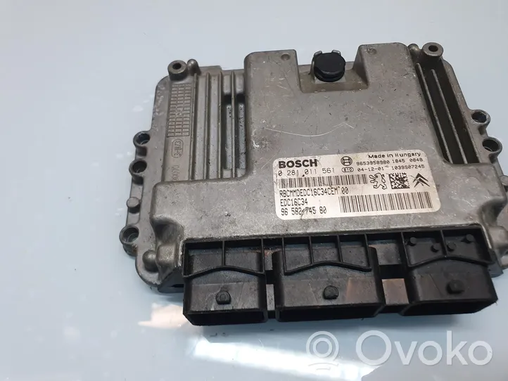 Citroen C5 Dzinēja vadības bloks 9658274580