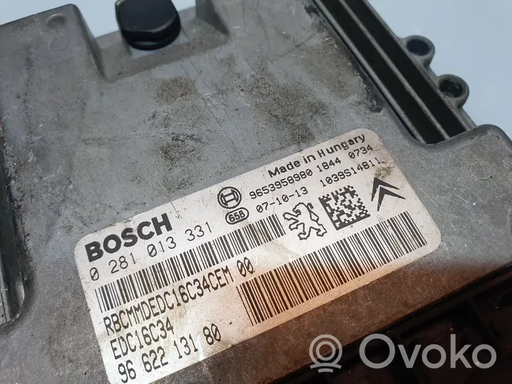 Peugeot 307 Calculateur moteur ECU 9662213180