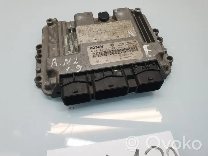 Renault Megane II Sterownik / Moduł ECU 8200310863