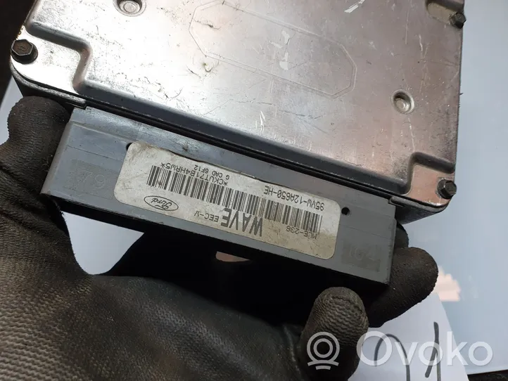 Ford Galaxy Sterownik / Moduł ECU 95VW12A650HE