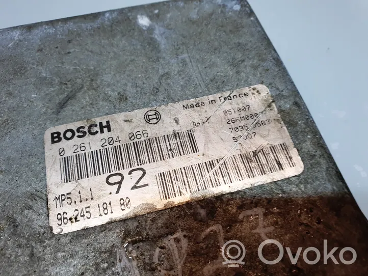 Peugeot 406 Sterownik / Moduł ECU 0261204066