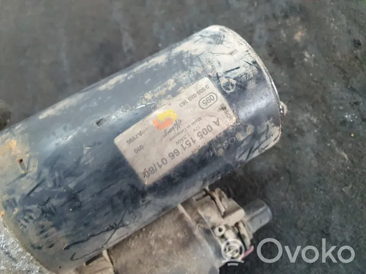 Mercedes-Benz E W211 Starter motor A0051516601