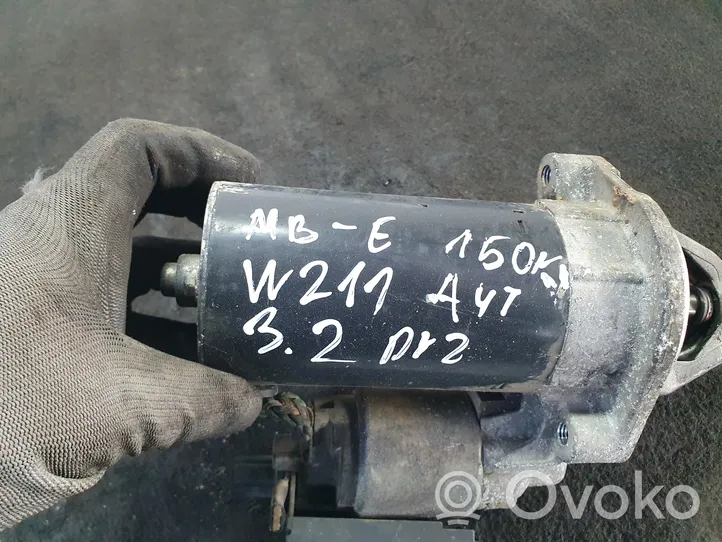 Mercedes-Benz E W211 Starter motor A0051516601