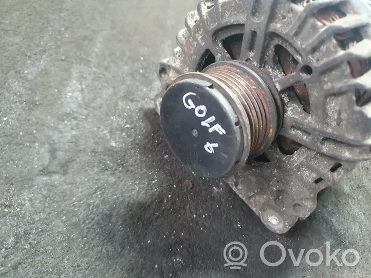 Volkswagen Golf VI Generatore/alternatore 03L903023F