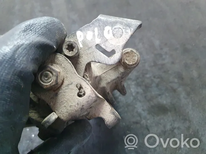 Volkswagen Polo Rear brake caliper 