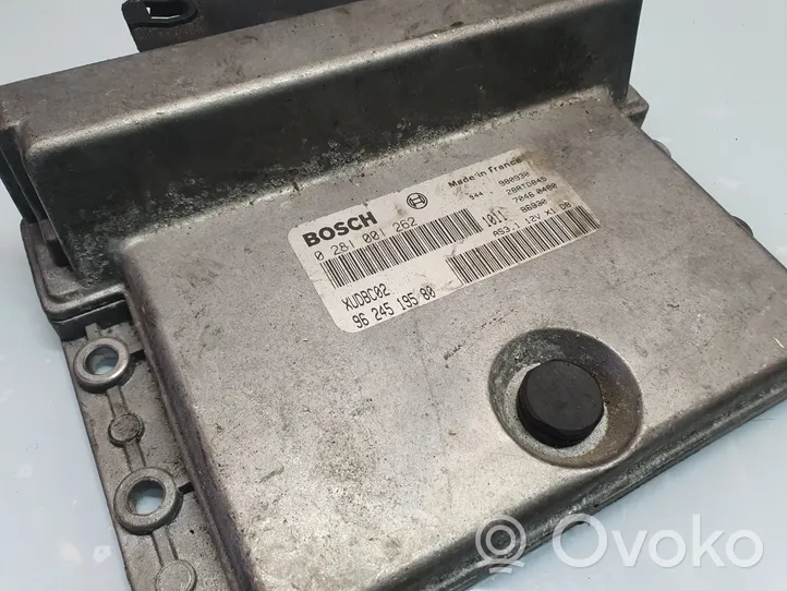 Peugeot 406 Sterownik / Moduł ECU 0281001262