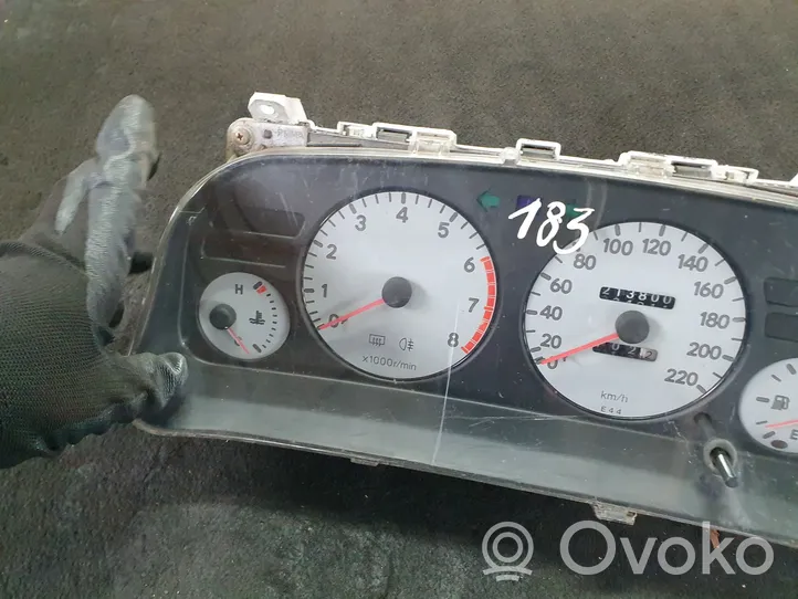 Toyota Corolla E100 Compteur de vitesse tableau de bord 8380012550