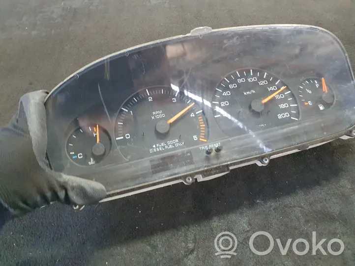 Chrysler Voyager Speedometer (instrument cluster) TN2574102310