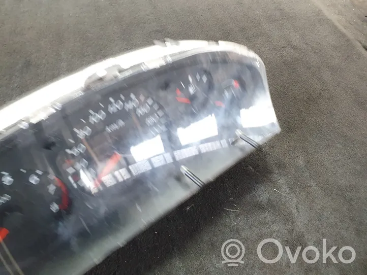 Nissan Almera N16 Speedometer (instrument cluster) EE004