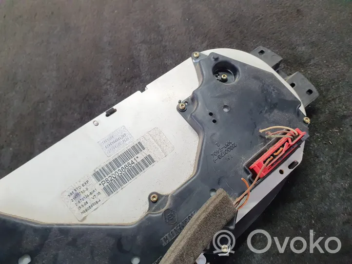 Renault Thalia I Speedometer (instrument cluster) P8200366641