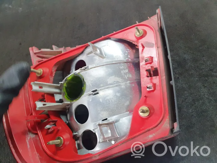 Audi A4 S4 B5 8D Lampa tylna 