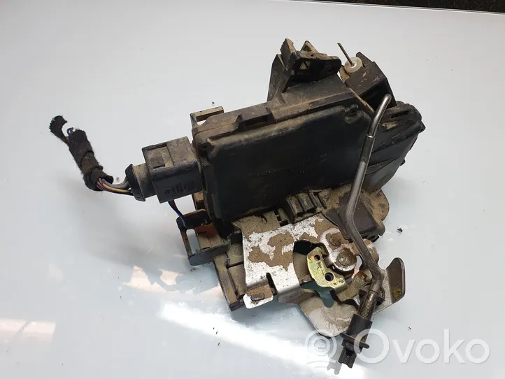 Audi A6 S6 C5 4B Rear door lock 4B0839015B