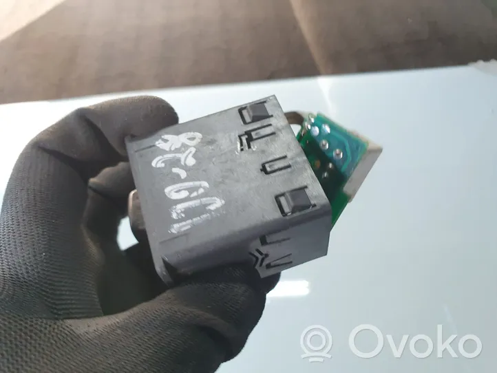 Volvo S40, V40 Light switch 30857598