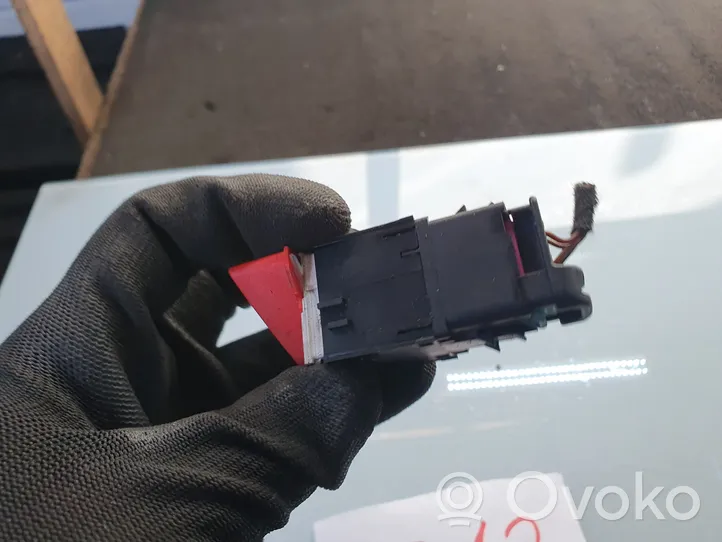 Volkswagen Touran I Botón interruptor de luz de peligro 1T0953509