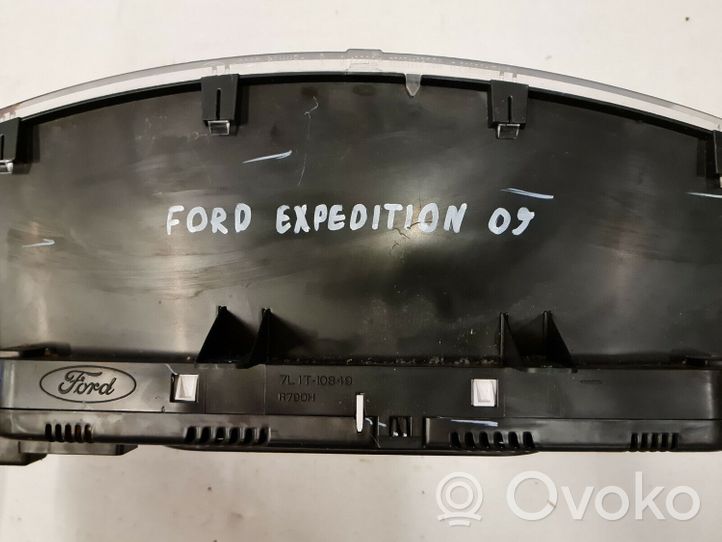Ford Expedition Spidometras (prietaisų skydelis) 7L1T10849