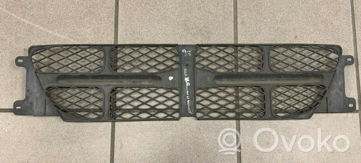 Ford Explorer Grille calandre supérieure de pare-chocs avant F87B8B079ABW