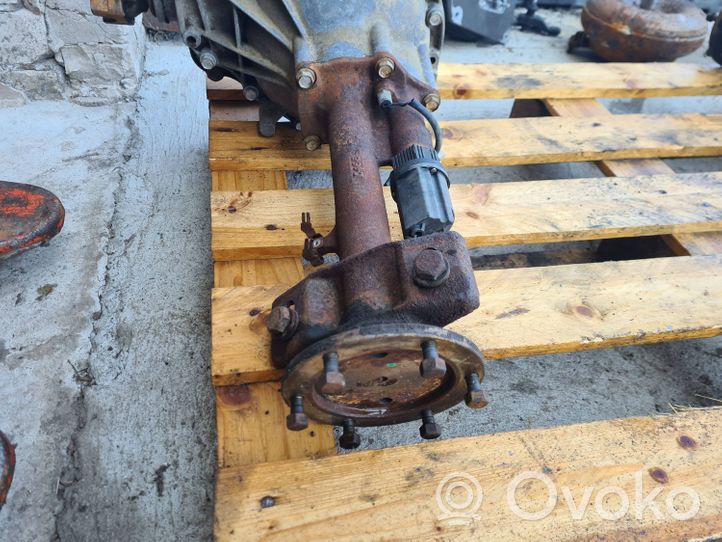 Chevrolet Suburban Front differential 15572992