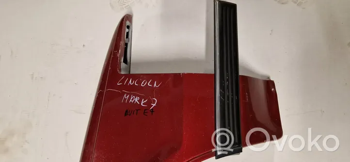 Lincoln Mark VII Fender 