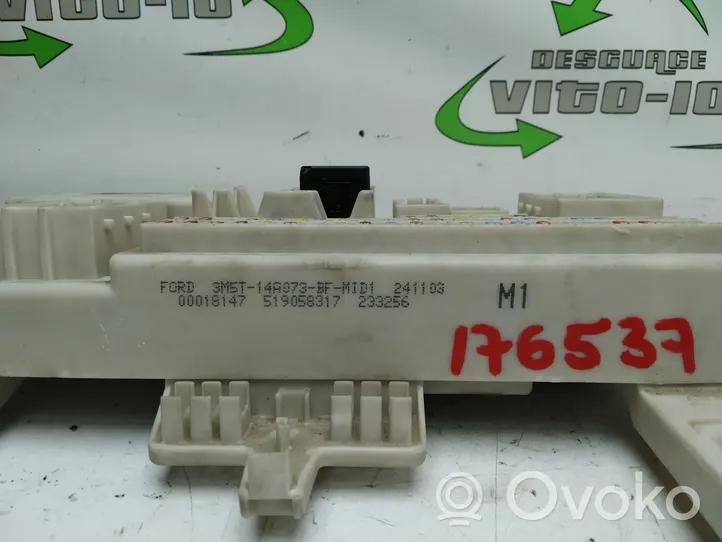 Ford Focus C-MAX Fuse module 3M5T14A073BF