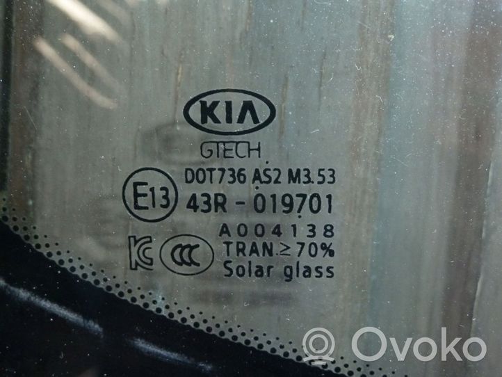 KIA Stinger Szyba karoseryjna drzwi tylnych 83583J5000