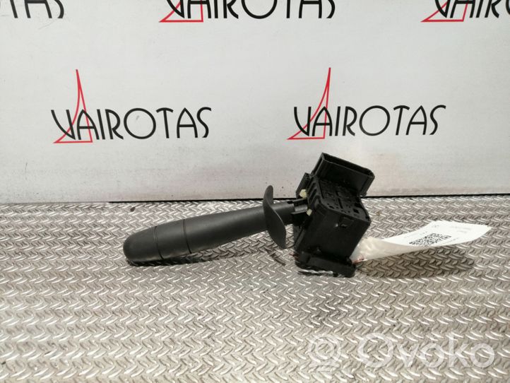 Renault Master II Wiper control stalk 8200878697