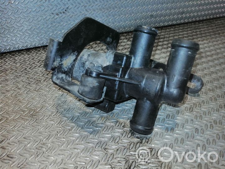 Volkswagen Transporter - Caravelle T5 Coolant heater control valve 7L0819076A