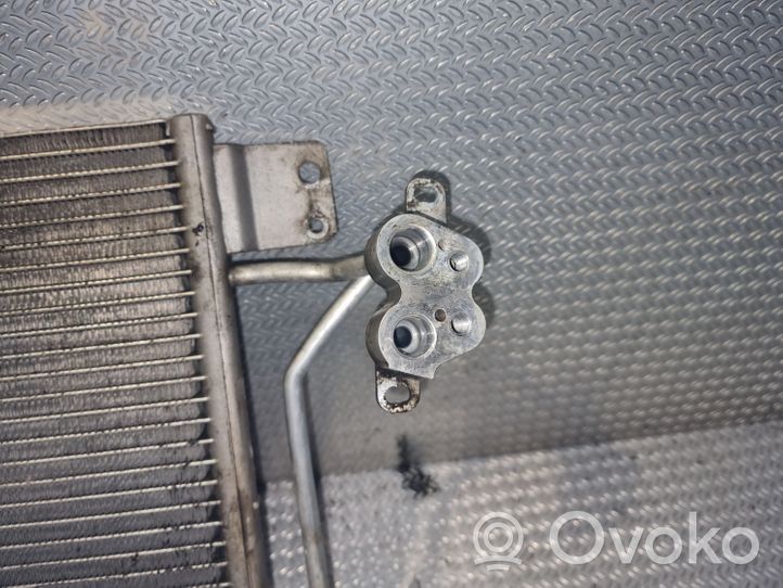 Volkswagen Transporter - Caravelle T5 Радиатор охлаждения кондиционера воздуха 7H0820411D