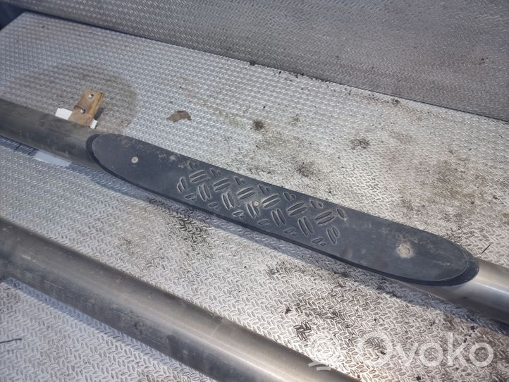 Opel Vivaro Sill supporting ledge 