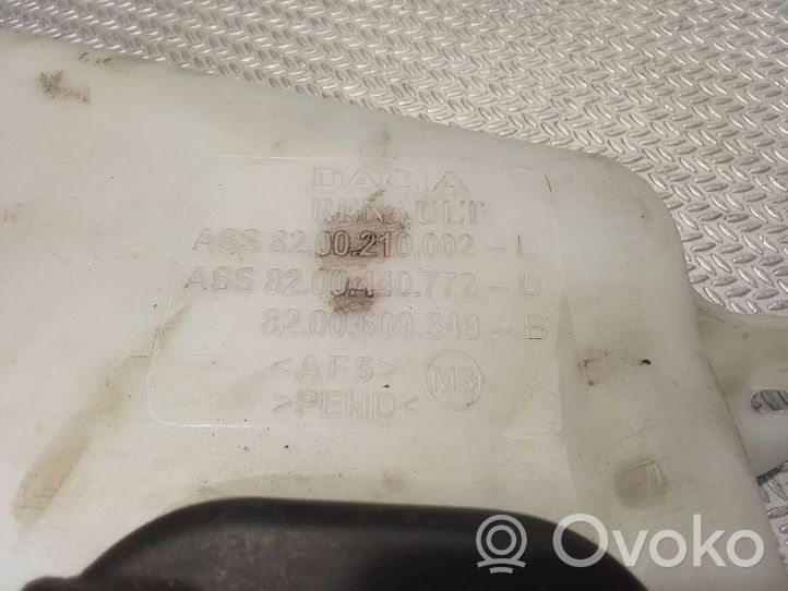 Dacia Logan I Windshield washer fluid reservoir/tank 8200210002