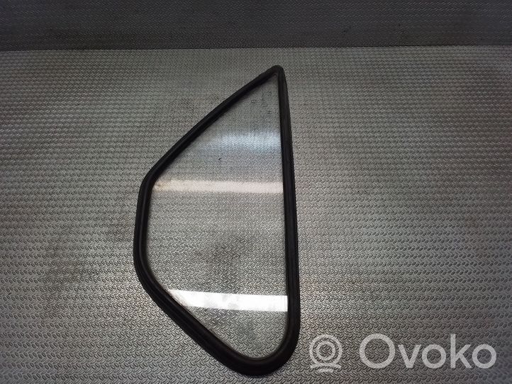 Renault Master I Front door vent window glass four-door 