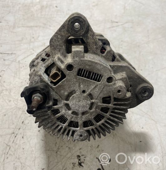 Nissan Qashqai+2 Generatore/alternatore 8200363528