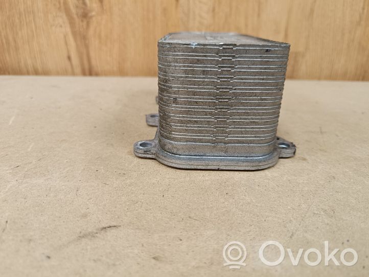 Mercedes-Benz C AMG W205 Radiateur d'huile moteur A1331880001