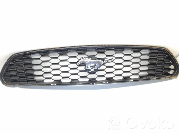 Ford Mustang VI Grille calandre supérieure de pare-chocs avant FR3B8150AAW