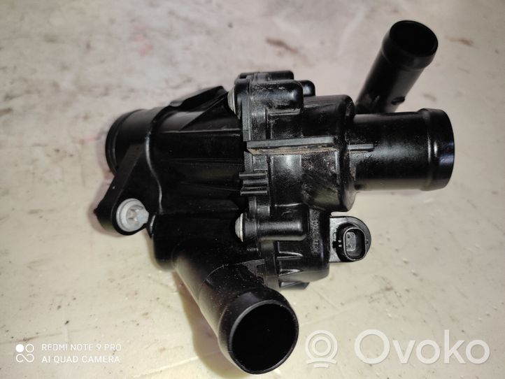 Mercedes-Benz B W246 W242 Termostato/alloggiamento del termostato A2702000415