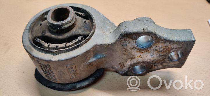 Ford Maverick Supporto di montaggio del motore 5L846E037A