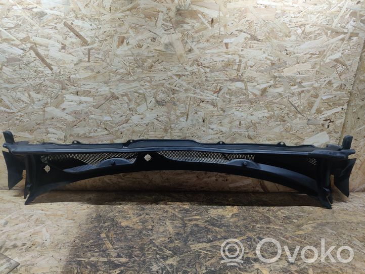 Chevrolet Malibu Wiper trim AMH48944