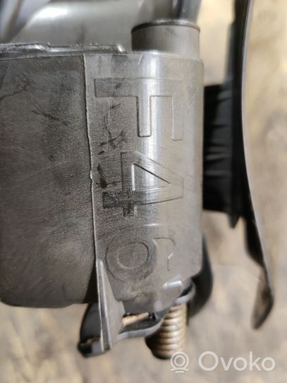 BMW 2 F46 Bouchon, volet de trappe de réservoir à carburant 7332361