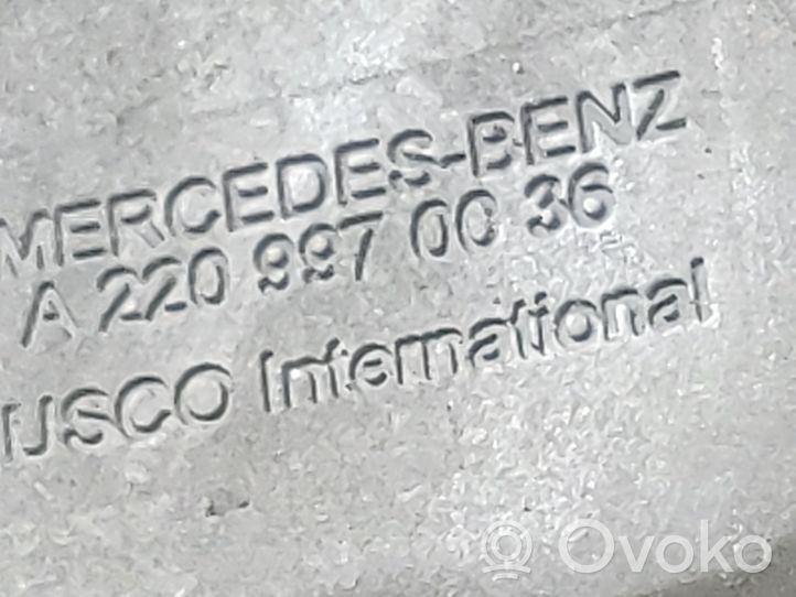 Mercedes-Benz CL C215 Ilmajousituksen kompressori A2209970136