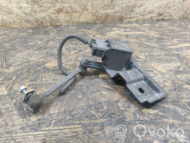 Mercedes-Benz CL C215 Sensor de altura delantera de la suspensión neumática A0105427717