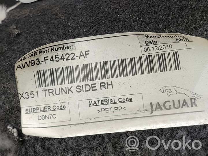 Jaguar XJ X351 Bagāžnieka sānu apakšējās apdares panelis AW93F45422AF