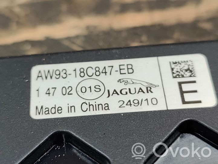 Jaguar XJ X351 Wzmacniacz anteny AW9318C847EB