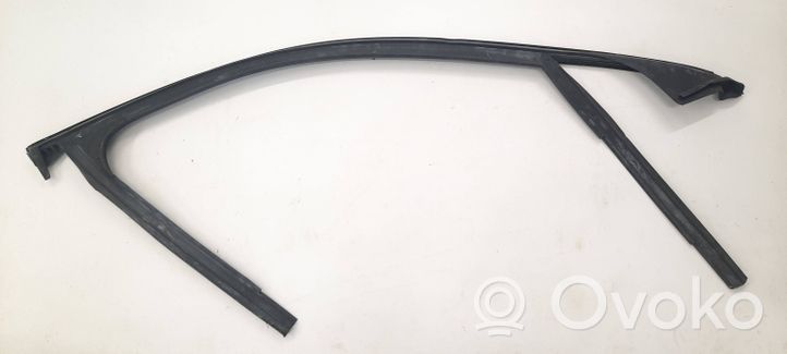 Mercedes-Benz GLC X253 C253 Verkleidung Türfenster Türscheibe vorne A2537257300