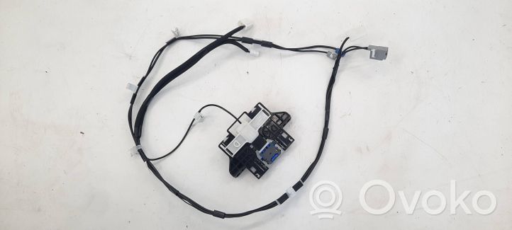 Toyota Corolla E210 E21 Antena GPS 8686002080