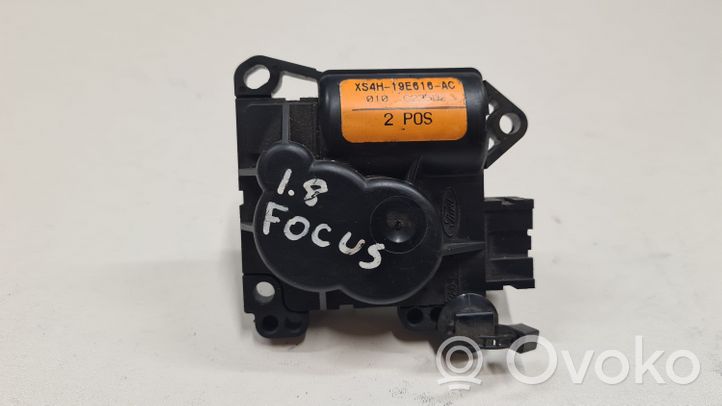 Ford Focus Motor/activador trampilla de calefacción XS4H19E616AC